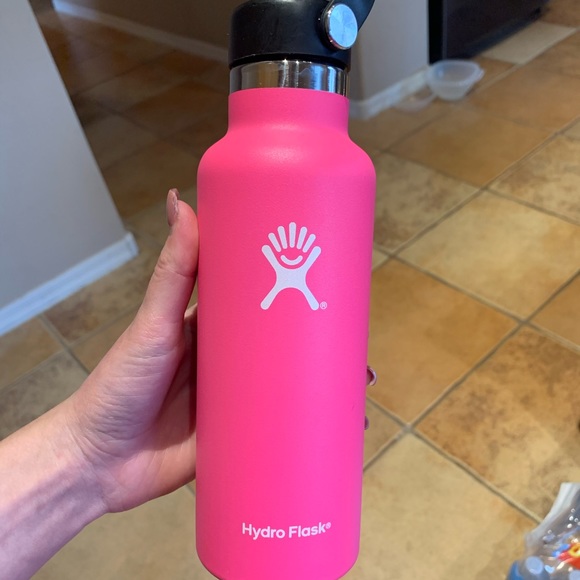 Hydro Flask Other - Discontinued Color “Flamingo” 18oz HydroFlask!
